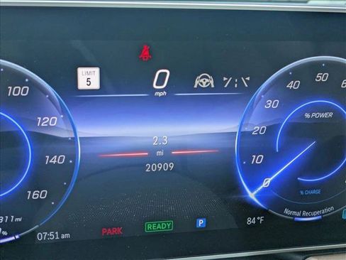 Used 2023 Mercedes-Benz EQS 450+ SUV image 10
