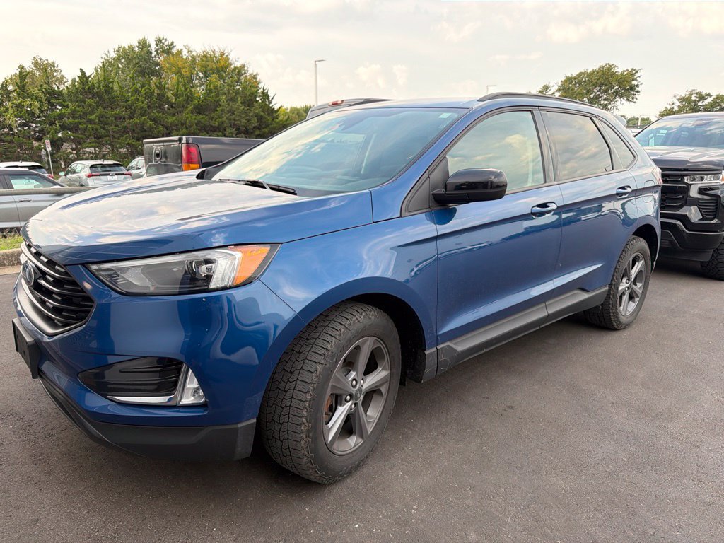 Used 2024 Ford Edge SEL w/ Sport Appearance Package AWD/4WD image 2