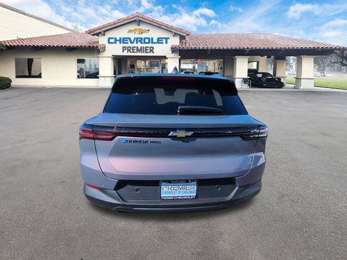 New 2026 Chevrolet Equinox EV LT image 7