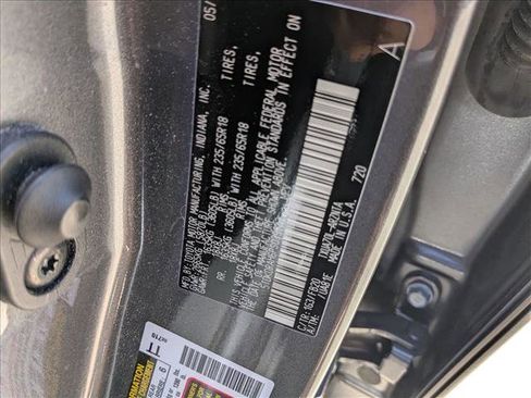 Used 2023 Toyota Highlander LE FWD image 15
