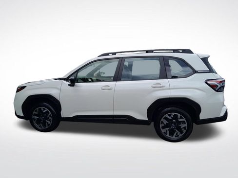 Certified 2025 Subaru Forester AWD/4WD image 4