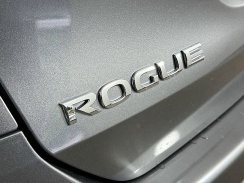 Used 2016 Nissan Rogue S FWD image 7