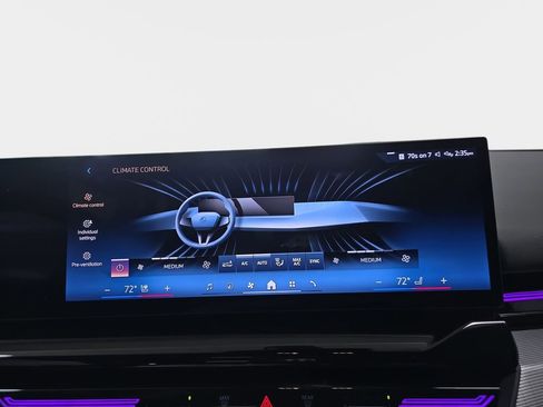 Used 2026 BMW 530i w/ M Sport Package image 25