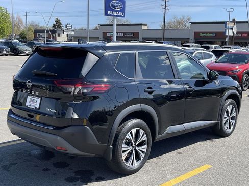 Used 2022 Nissan Rogue SV w/ SV Premium Package AWD/4WD image 10