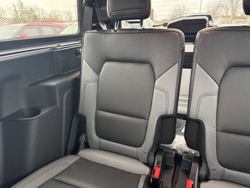 Used 2024 Ford Bronco Black Diamond image 11