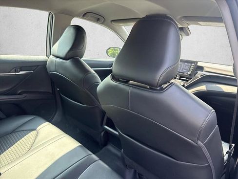 Certified 2022 Toyota Camry SE FWD image 25