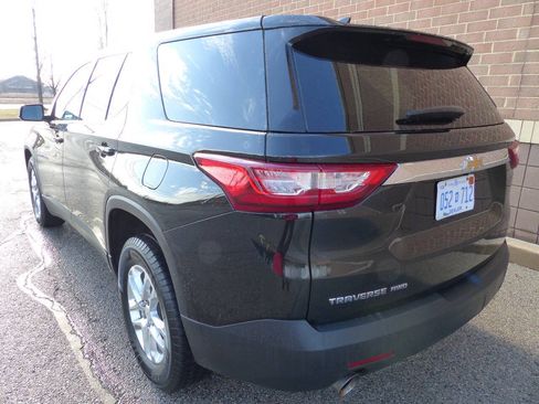 Used 2020 Chevrolet Traverse LS w/ LPO, Floor Liner Package AWD/4WD image 7