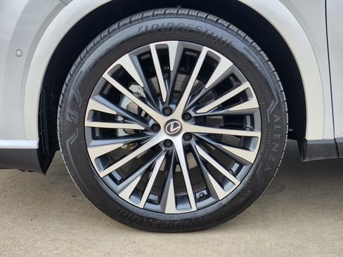 Certified 2025 Lexus RX 350 Premium Plus image 15