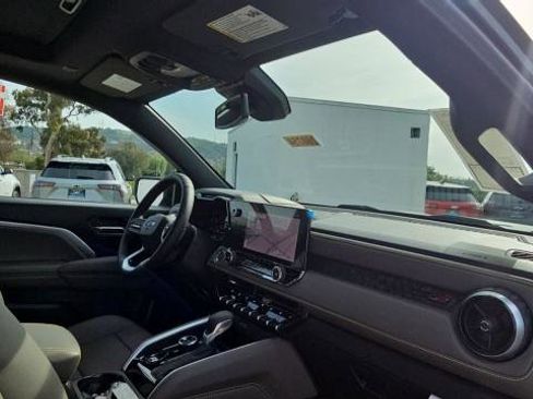 New 2026 Chevrolet Colorado ZR2 w/ Technology Package AWD/4WD image 29