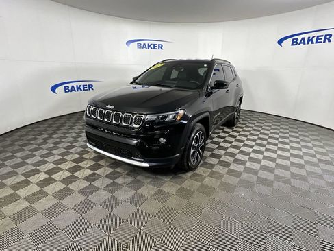 Used 2023 Jeep Compass Limited AWD/4WD image 5