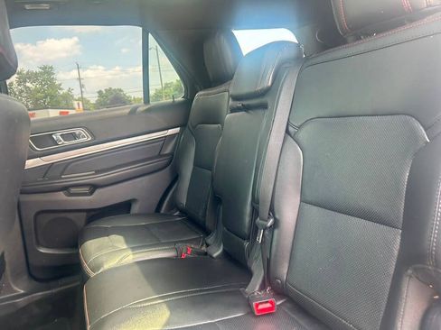Used 2016 Ford Explorer Sport AWD/4WD image 15