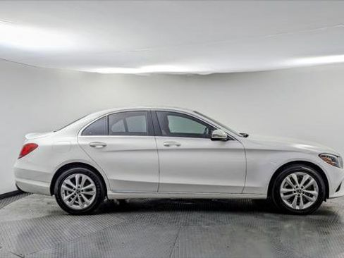 Used 2019 Mercedes-Benz C 300 4MATIC Sedan image 9