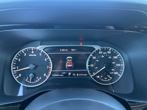 Used 2025 Nissan Pathfinder SV AWD/4WD image 43