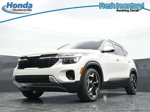 Used 2025 Kia Seltos EX FWD image 34
