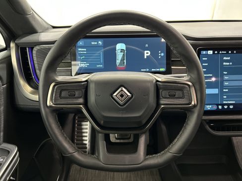 Used 2024 Rivian R1S Adventure image 28