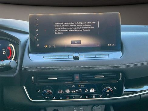 Certified 2025 Nissan Rogue SL w/ SL Premium Package image 6