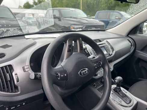 Used 2015 Kia Sportage LX AWD/4WD image 11