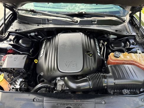 Used 2016 Dodge Charger R/T w/ Plus Group RWD image 6