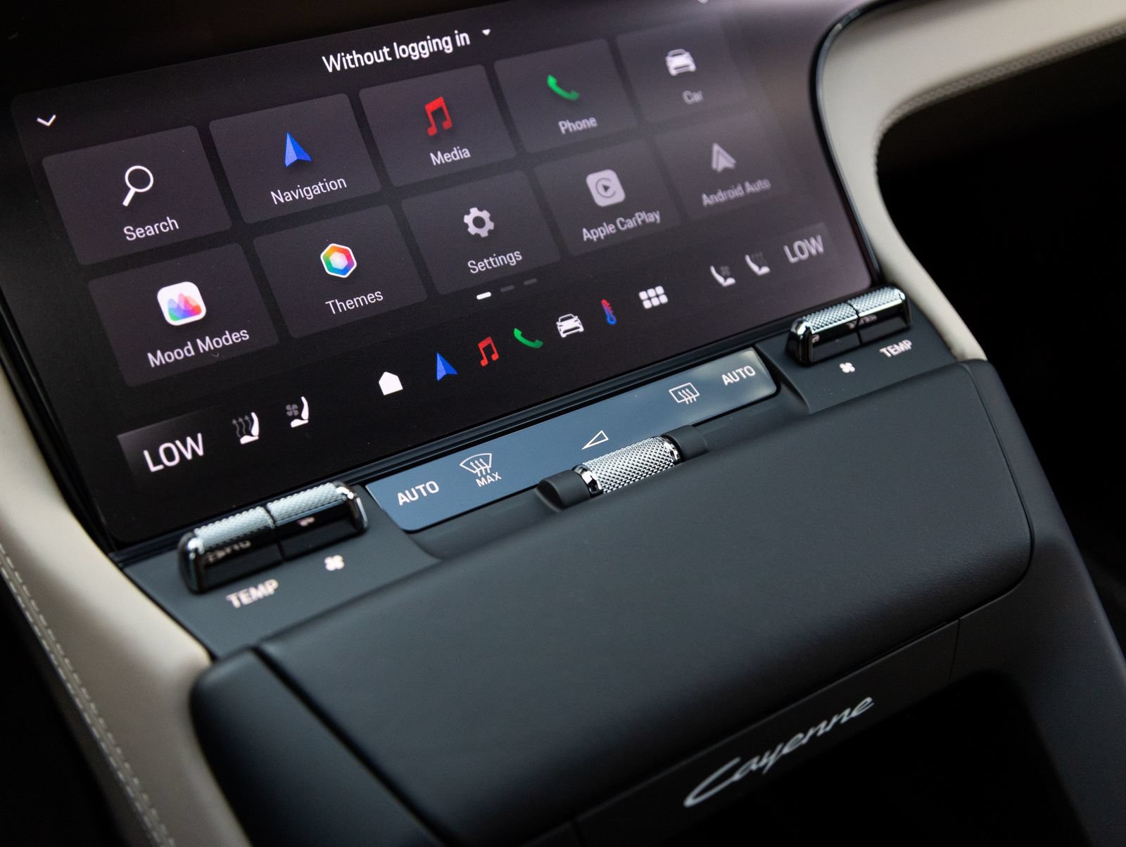 Certified 2026 Porsche Cayenne Electric AWD/4WD image 28