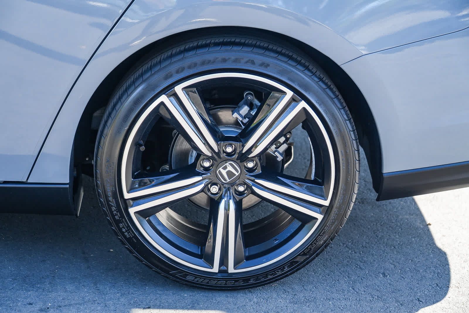 Used 2024 Honda Accord Sport image 10