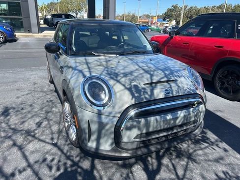 Used 2022 MINI Cooper SE image 2
