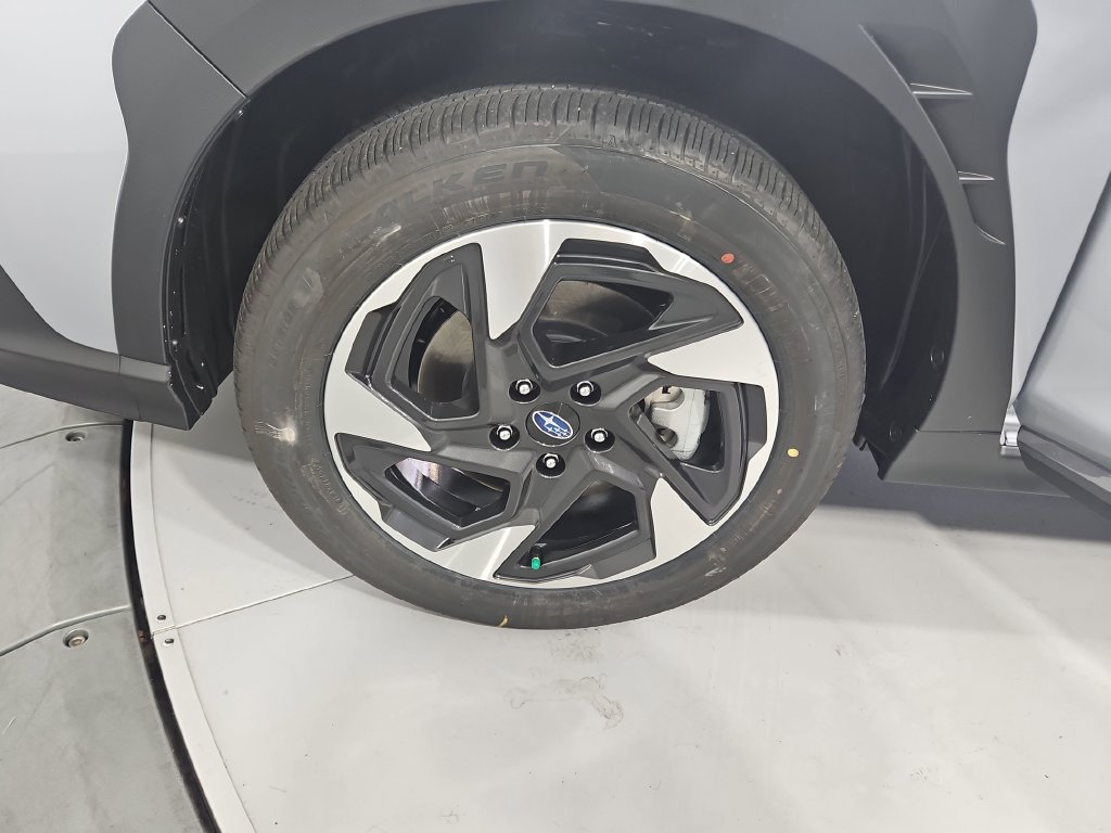 New 2026 Subaru Crosstrek 2.5i Limited w/ Crosstrek Mirror Package AWD/4WD image 26