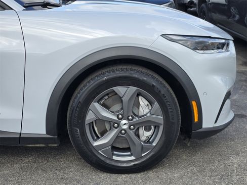 Used 2023 Ford Mustang Mach-E Select image 8
