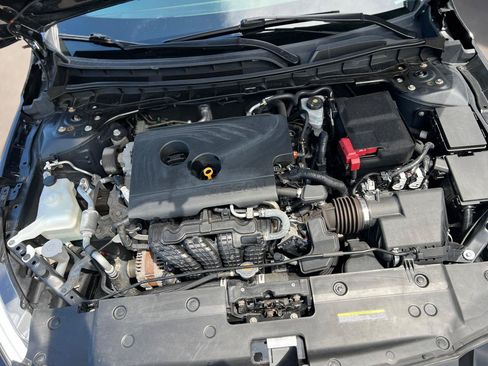 Used 2020 Nissan Altima 2.5 SV FWD image 35