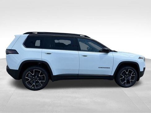 New 2026 Jeep Cherokee Overland AWD/4WD image 7