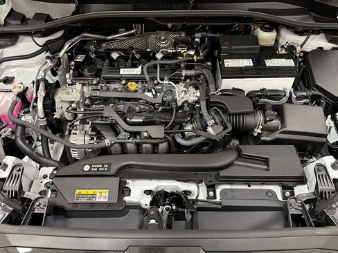 Certified 2026 Toyota Corolla Cross LE AWD/4WD image 30