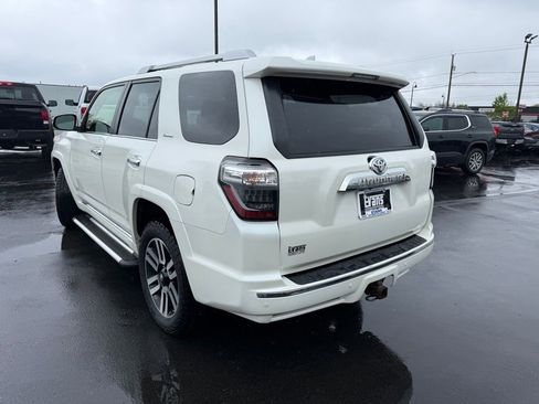 Used 2018 Toyota 4Runner Limited AWD/4WD image 9