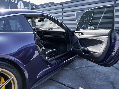 Used 2025 Porsche 911 GT3 w/ Chrono Package image 29