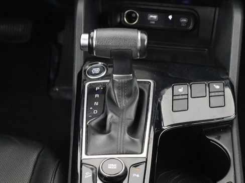 Used 2025 Kia Sportage EX FWD image 28