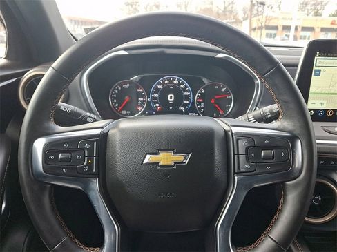 Used 2023 Chevrolet Blazer Premier image 19