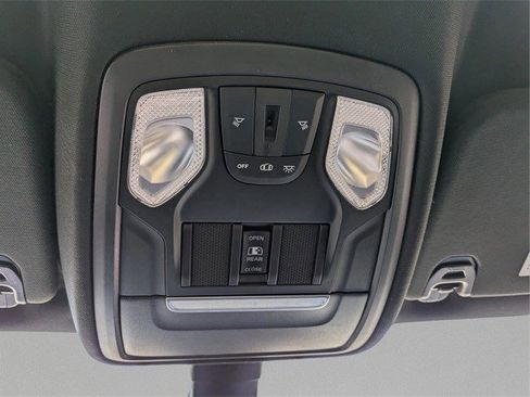 Used 2021 RAM 1500 Big Horn image 26