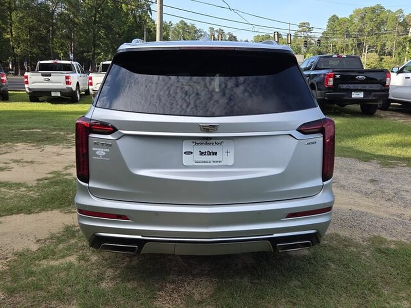 Used 2020 Cadillac XT6 Premium Luxury FWD image 13