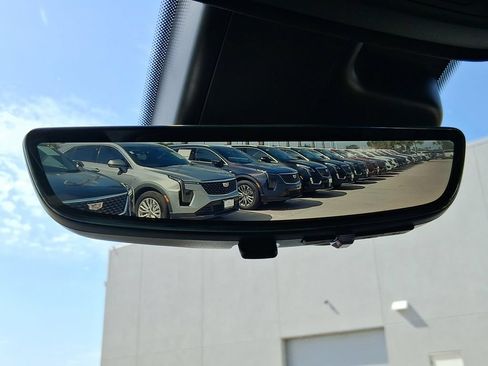 Used 2023 Cadillac XT4 Sport w/ Enhanced Visibility Package FWD image 20