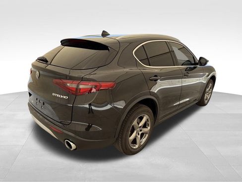 Used 2021 Alfa Romeo Stelvio Sprint RWD image 7