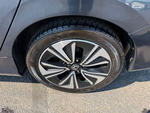Used 2017 Honda Civic EX-L image 11