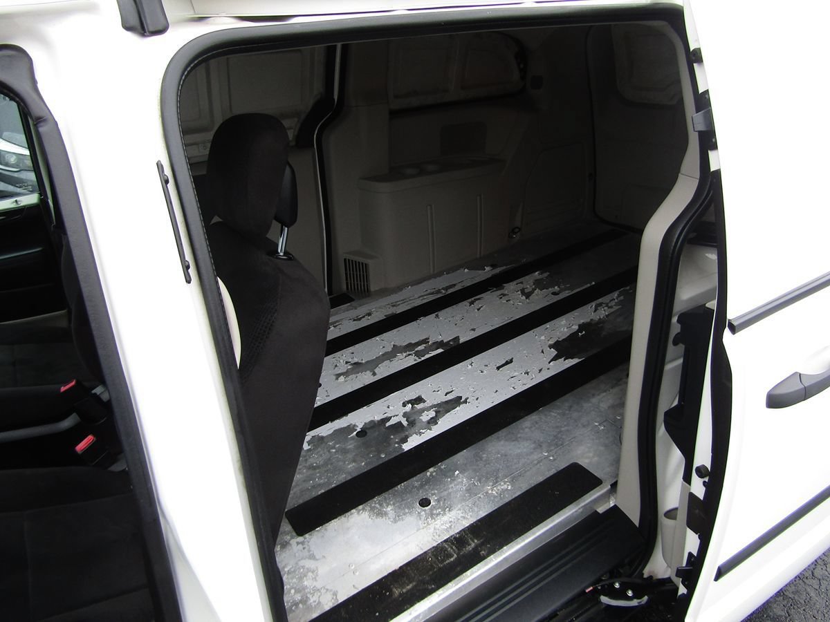 Used 2013 RAM C/V Tradesman FWD image 5