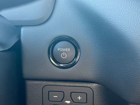 New 2026 Toyota Tundra Limited AWD/4WD image 34