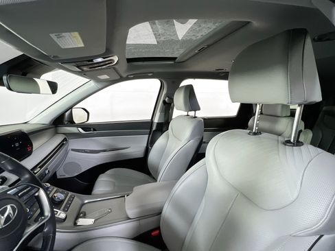 Used 2023 Hyundai Palisade SEL w/ Premium Package image 22