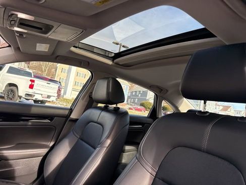 Used 2023 Honda Civic Touring image 22