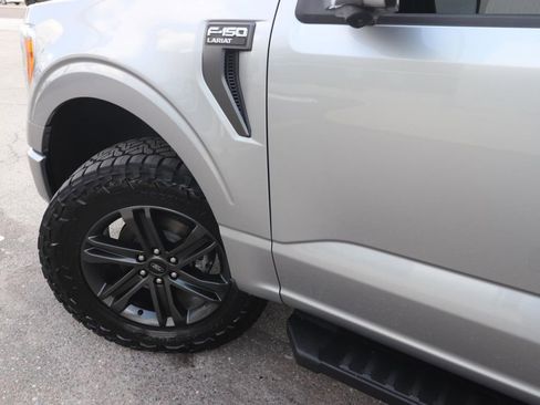 Used 2021 Ford F150 Lariat image 3