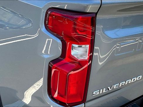 Used 2024 Chevrolet Silverado 1500 RST AWD/4WD image 20