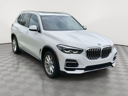 Used 2022 BMW X5 xDrive40i AWD/4WD image 4