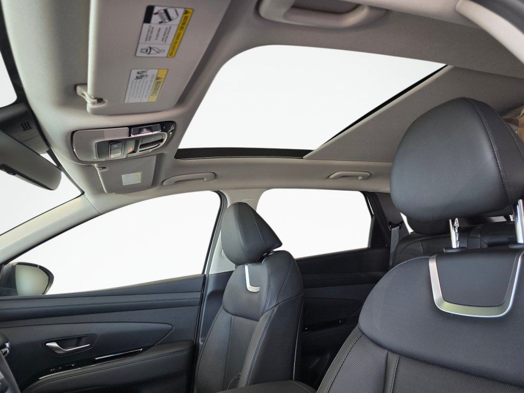 New 2026 Hyundai Tucson Limited AWD/4WD image 18