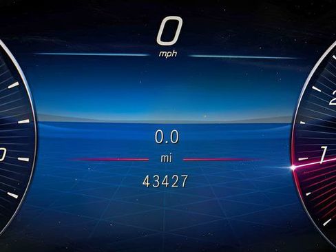 Used 2023 Mercedes-Benz C 300 C 300 image 9