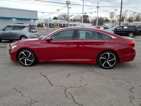 Used 2019 Honda Accord Sport image 7