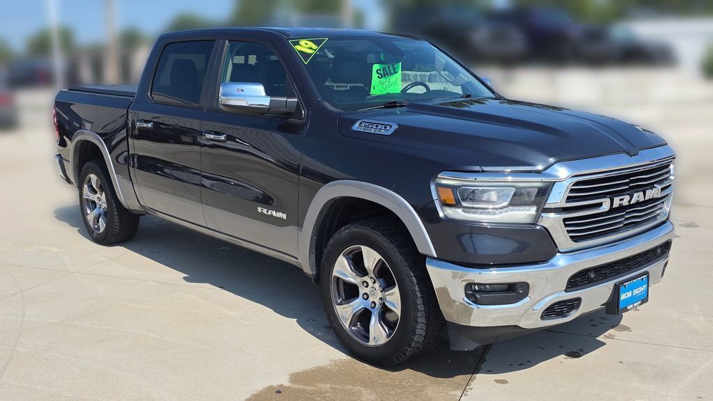 Used 2019 RAM 1500 Laramie AWD/4WD image 8